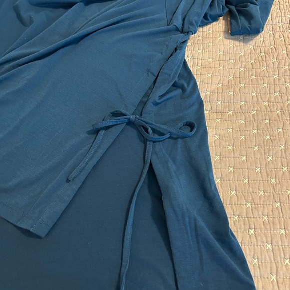 Sweaty Betty Women’s High Low Side Tie Yoga Top Peacock Blue Size XL - Picture 4 of 8